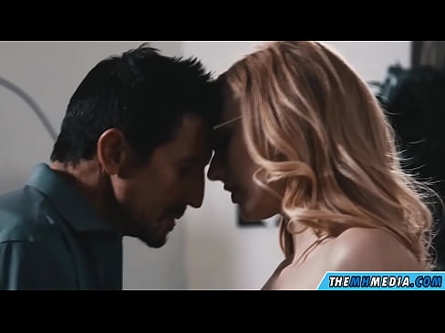 ❤️ Isondo sothando kunye ne-slutty blonde kwi-xh.nudexxx.ru ☑